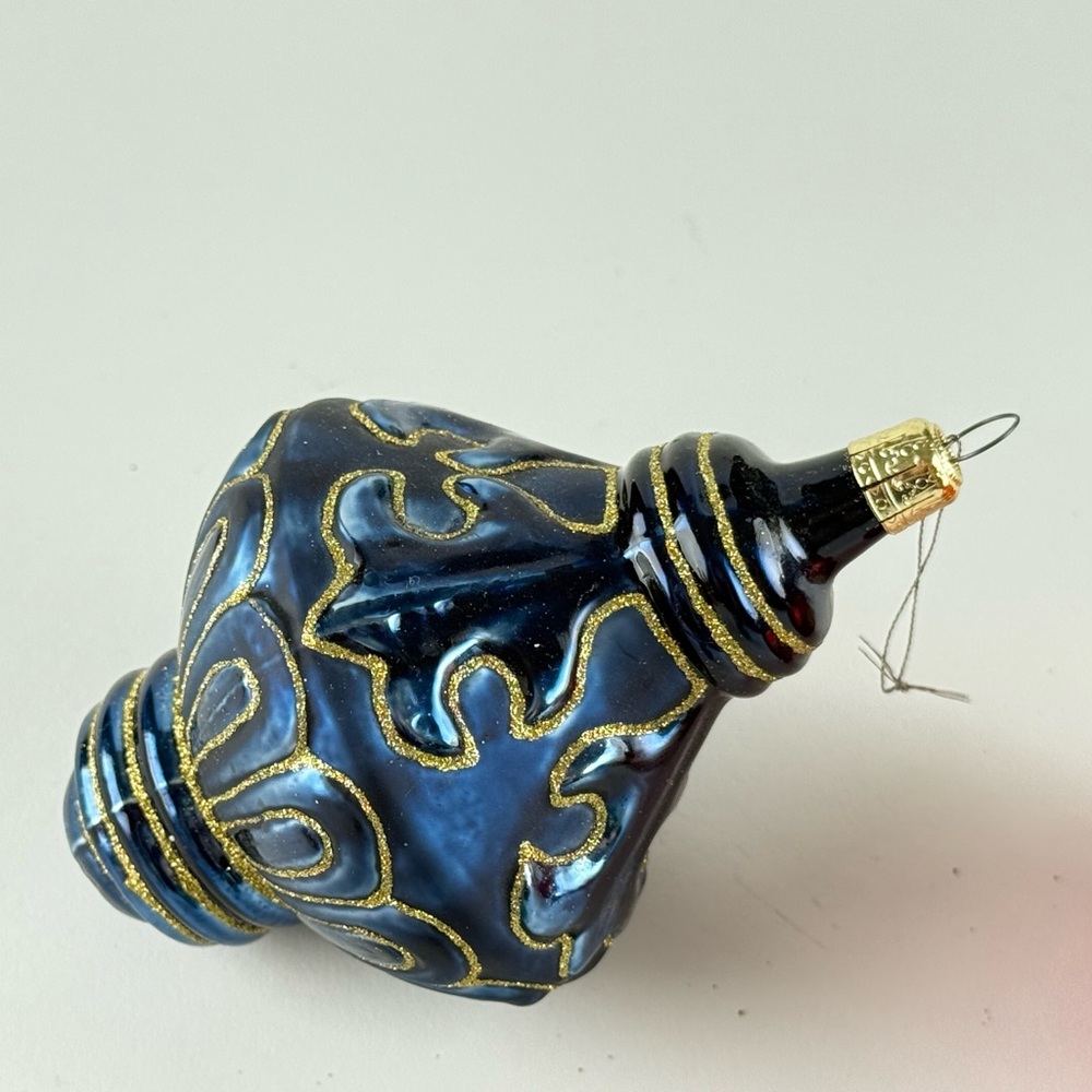 Elegant Blown Glass Holiday Ornament Set - Picture 5 of 5